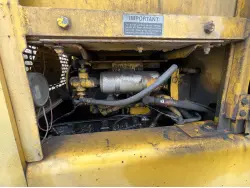 1985 JOHN DEERE 772