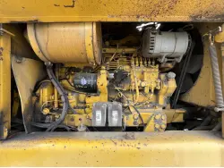 1985 JOHN DEERE 772