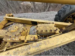 1985 JOHN DEERE 772