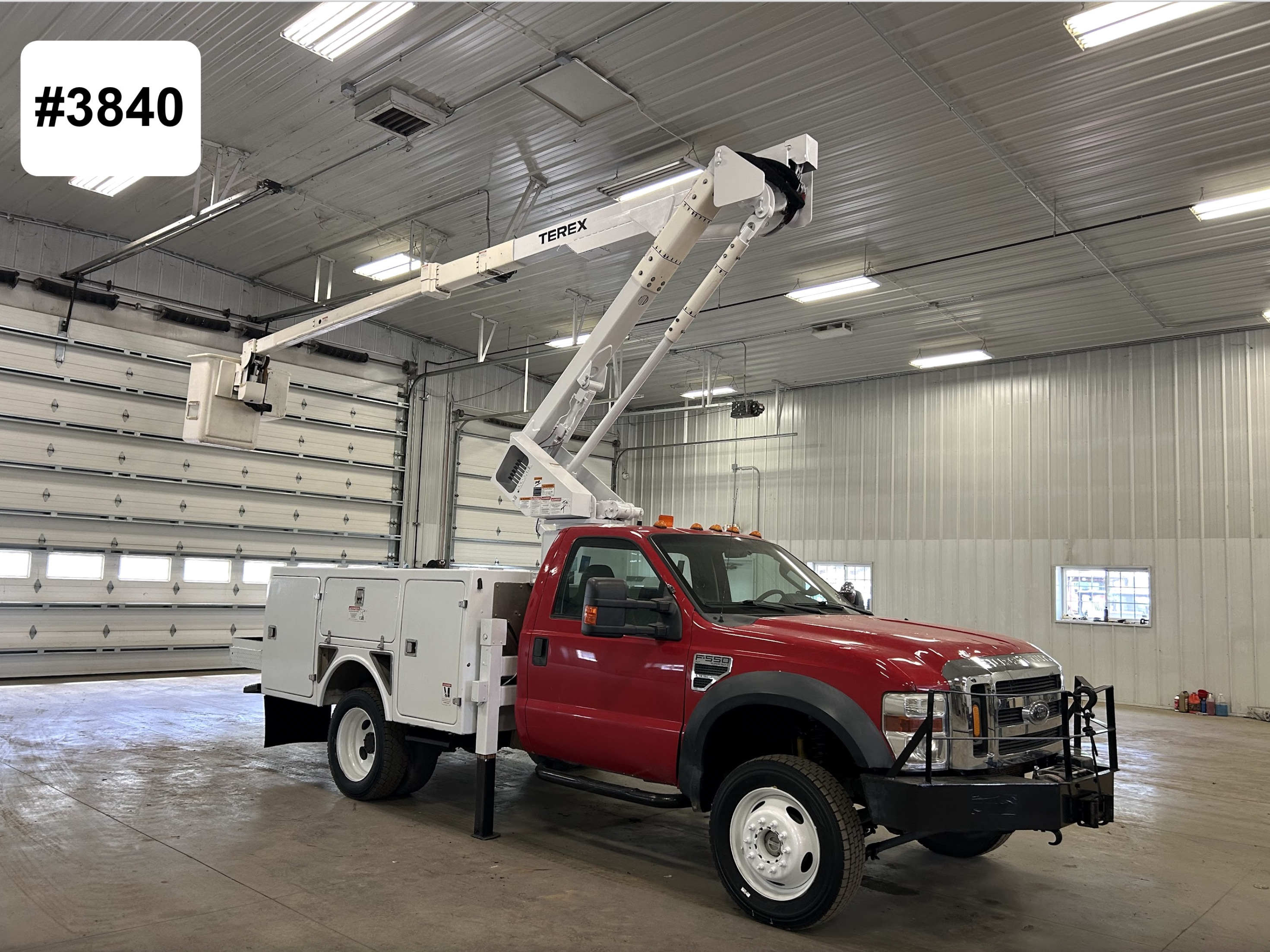 2009 FORD F550 in Battle Creek, MI