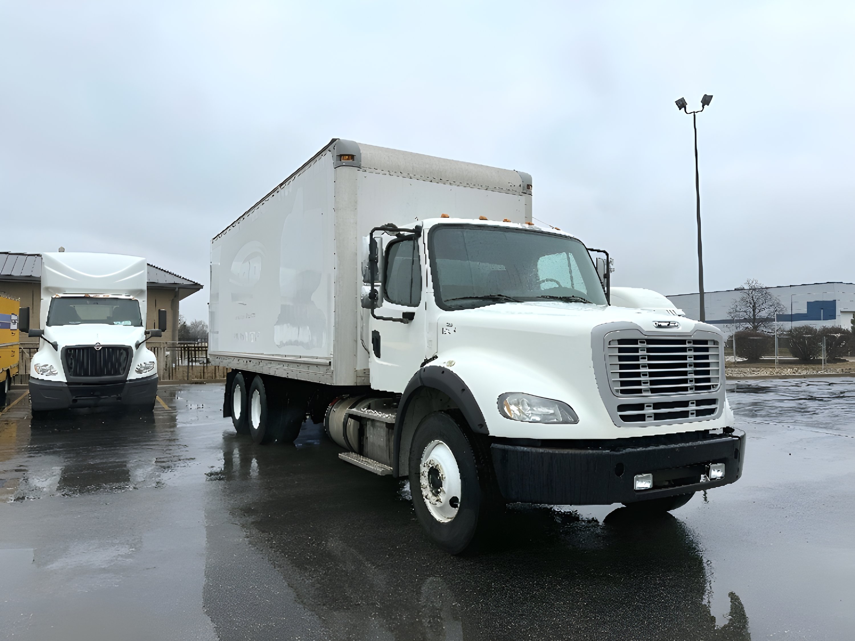 2015 Freightliner M211264S in Melrose Park, IL