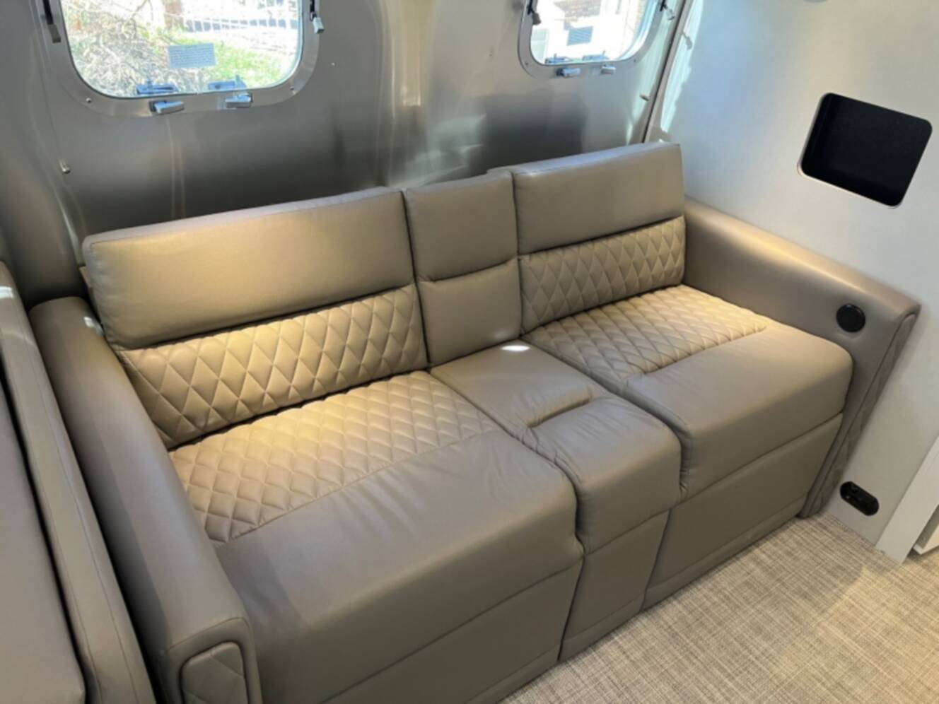 A photo of this 2023 Airstream CLASSIC 33FB