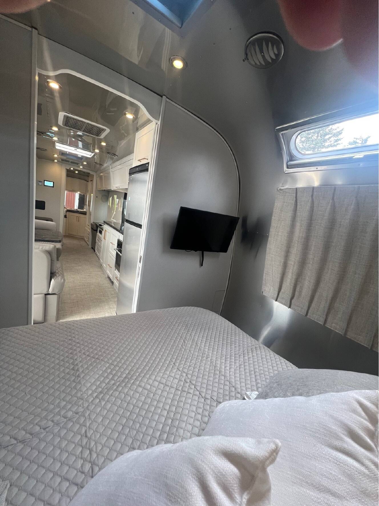 A photo of this 2023 Airstream CLASSIC 33FB