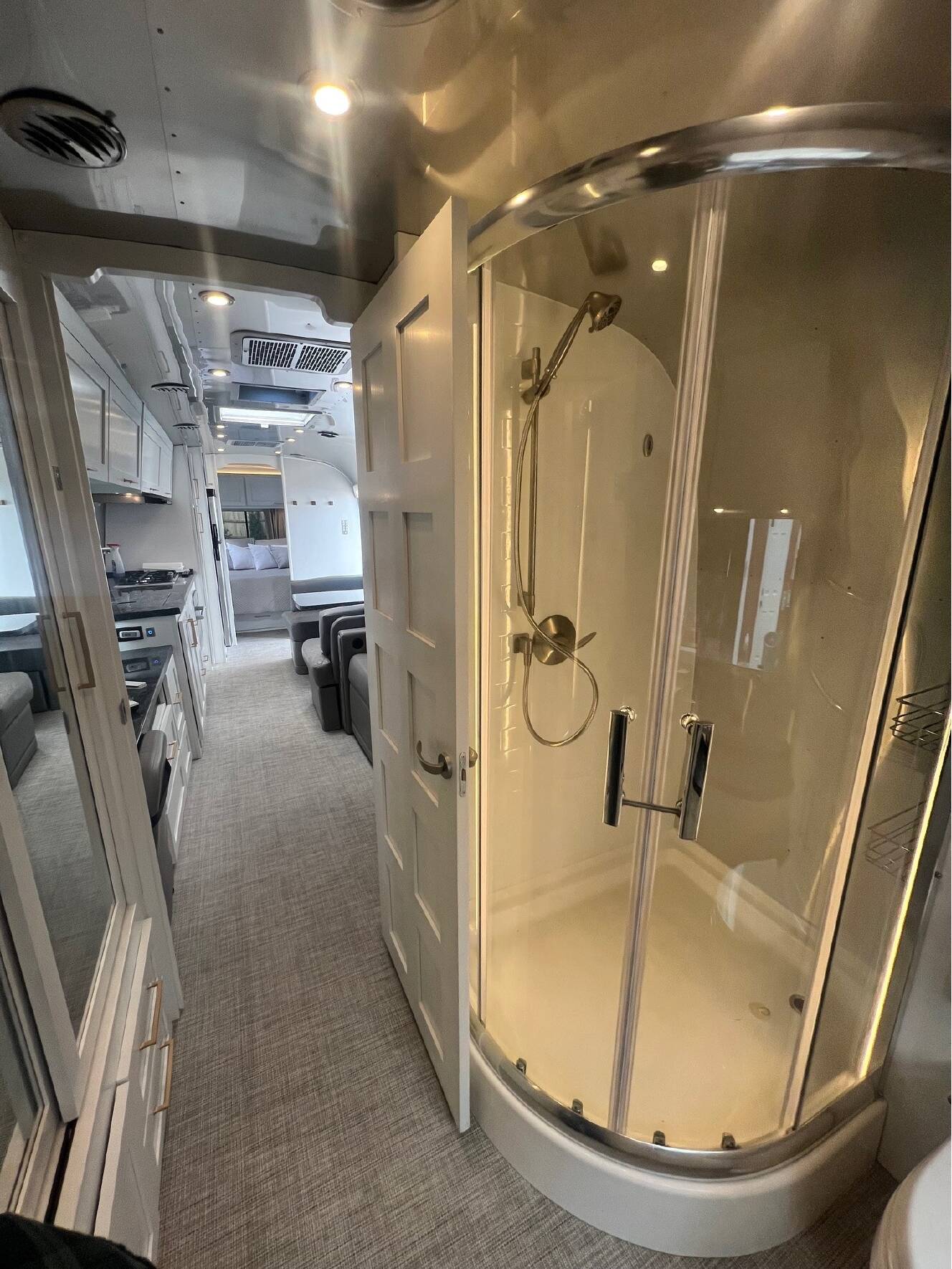 A photo of this 2023 Airstream CLASSIC 33FB