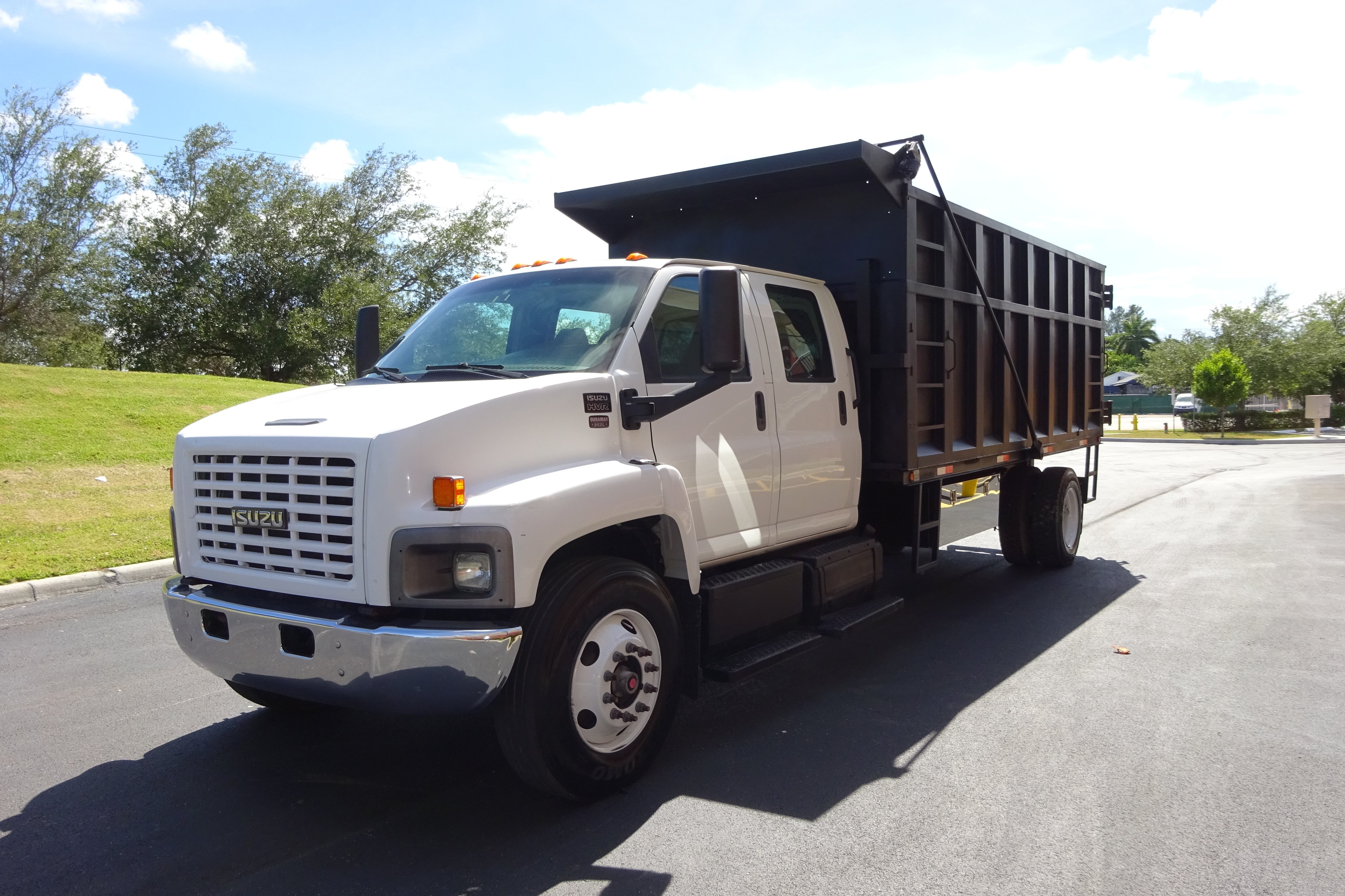 2006 ISUZU HVR in Miami, FL