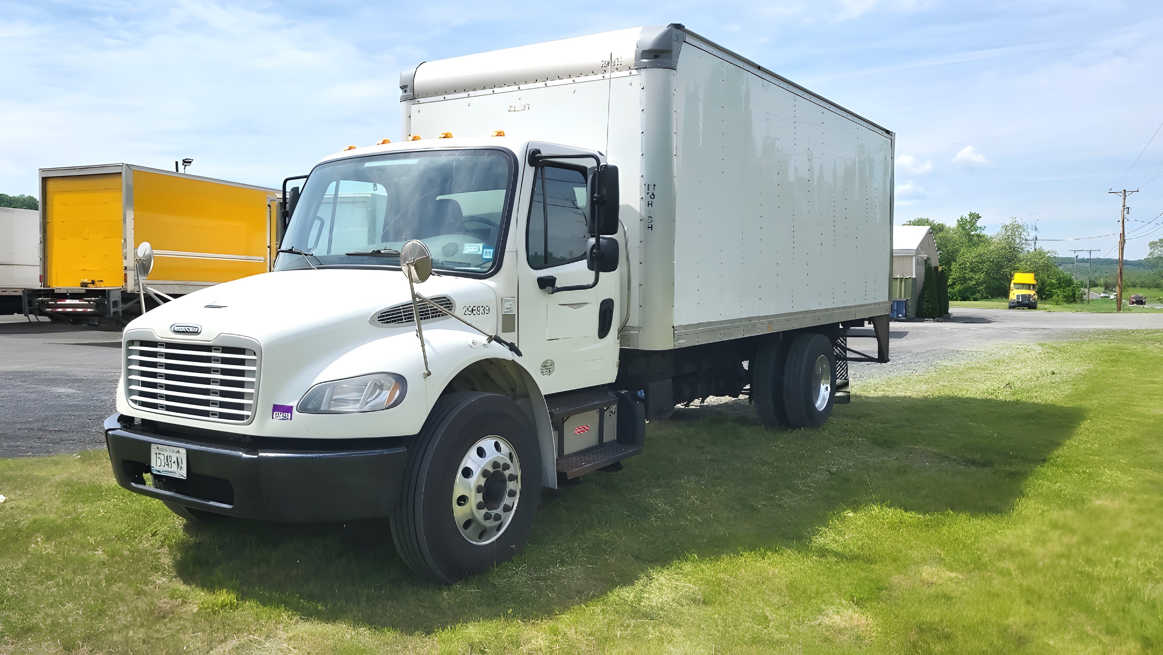 2019 FREIGHTLINER BUSINESS CLASS M2 106 in Albany, NY