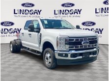 Commercial Trucks with the Highest Towing and Payload Capacities image