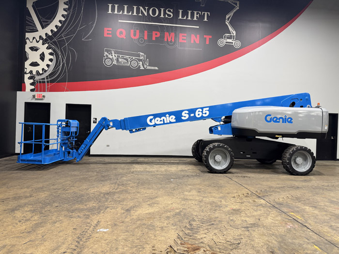 2017 GENIE S65 in Cary, IL
