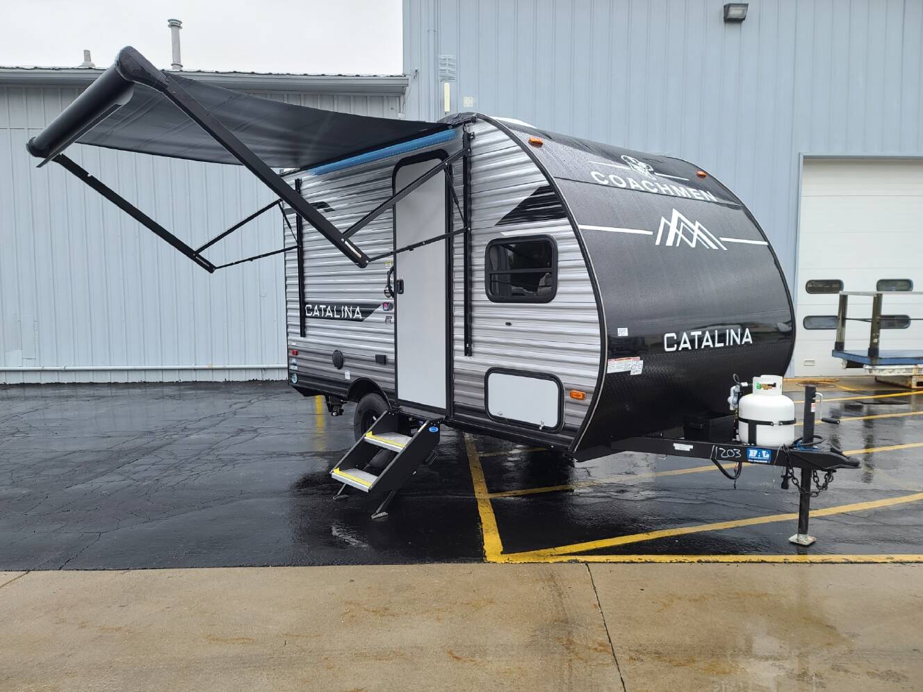 A photo of this 2025 Coachmen Catalina 134RKX