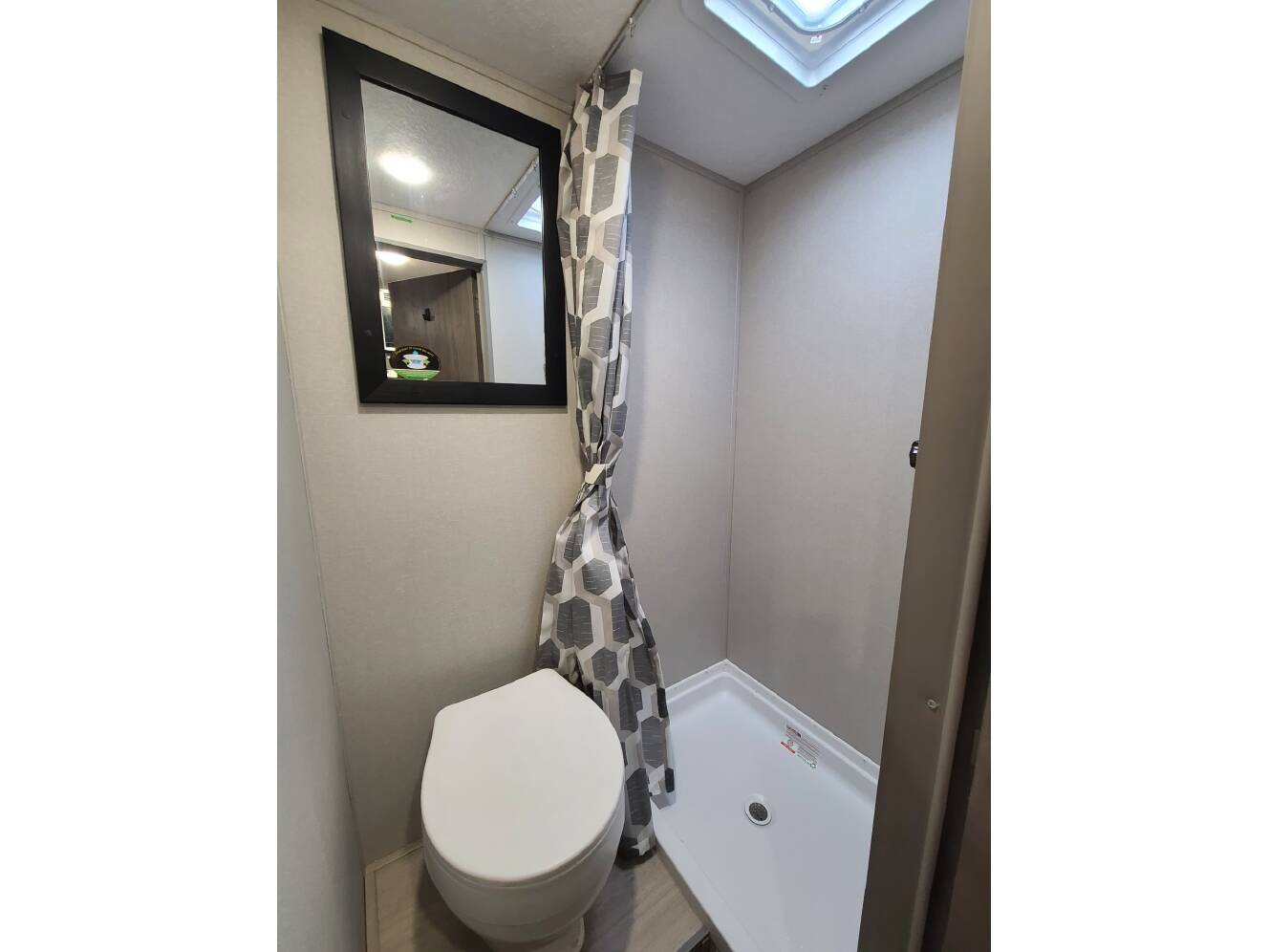 A photo of this 2025 Coachmen Catalina 134RKX
