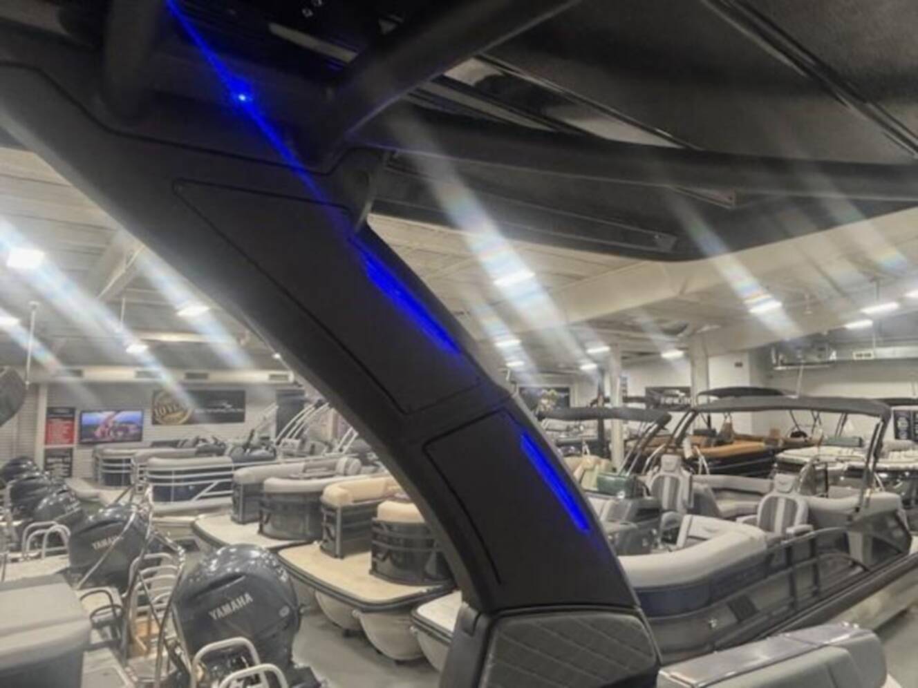 A photo of this 2025 Chaparral 2870 SSX