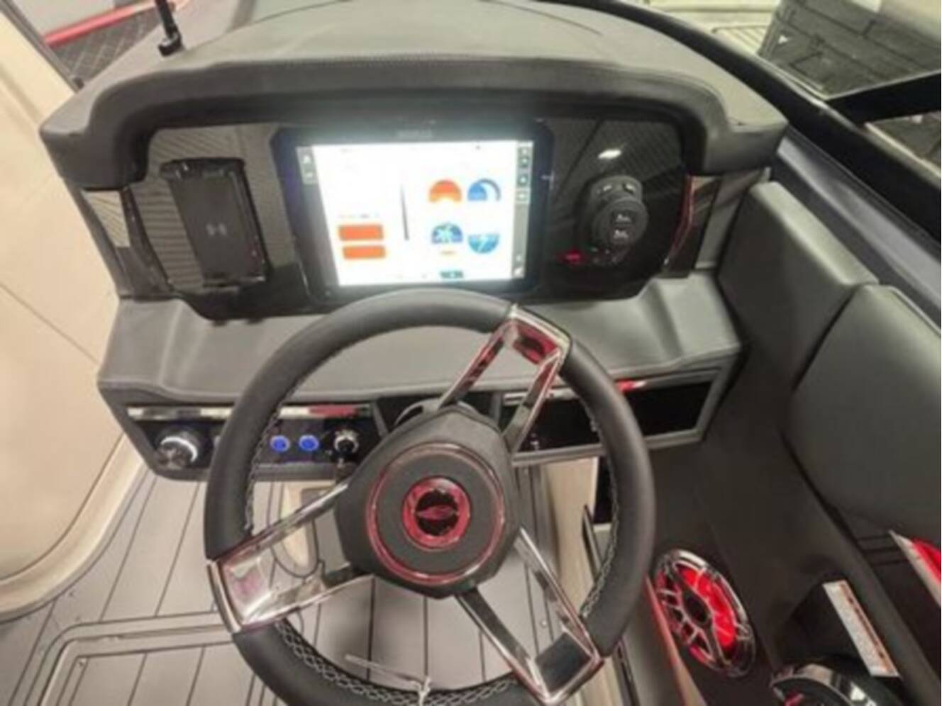 A photo of this 2025 Chaparral 2870 SSX