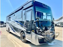 2027 Tiffin Motorhomes Phaeton 37BH Review image
