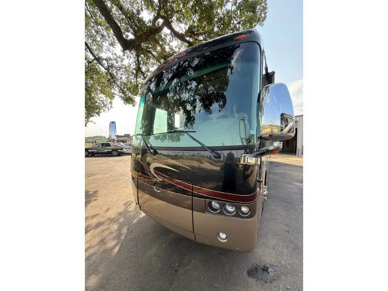 2011 ENTEGRA COACH ANTHEM