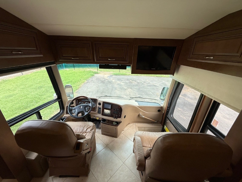 2011 ENTEGRA COACH ANTHEM