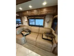 2011 ENTEGRA COACH ANTHEM