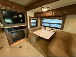2011 ENTEGRA COACH ANTHEM