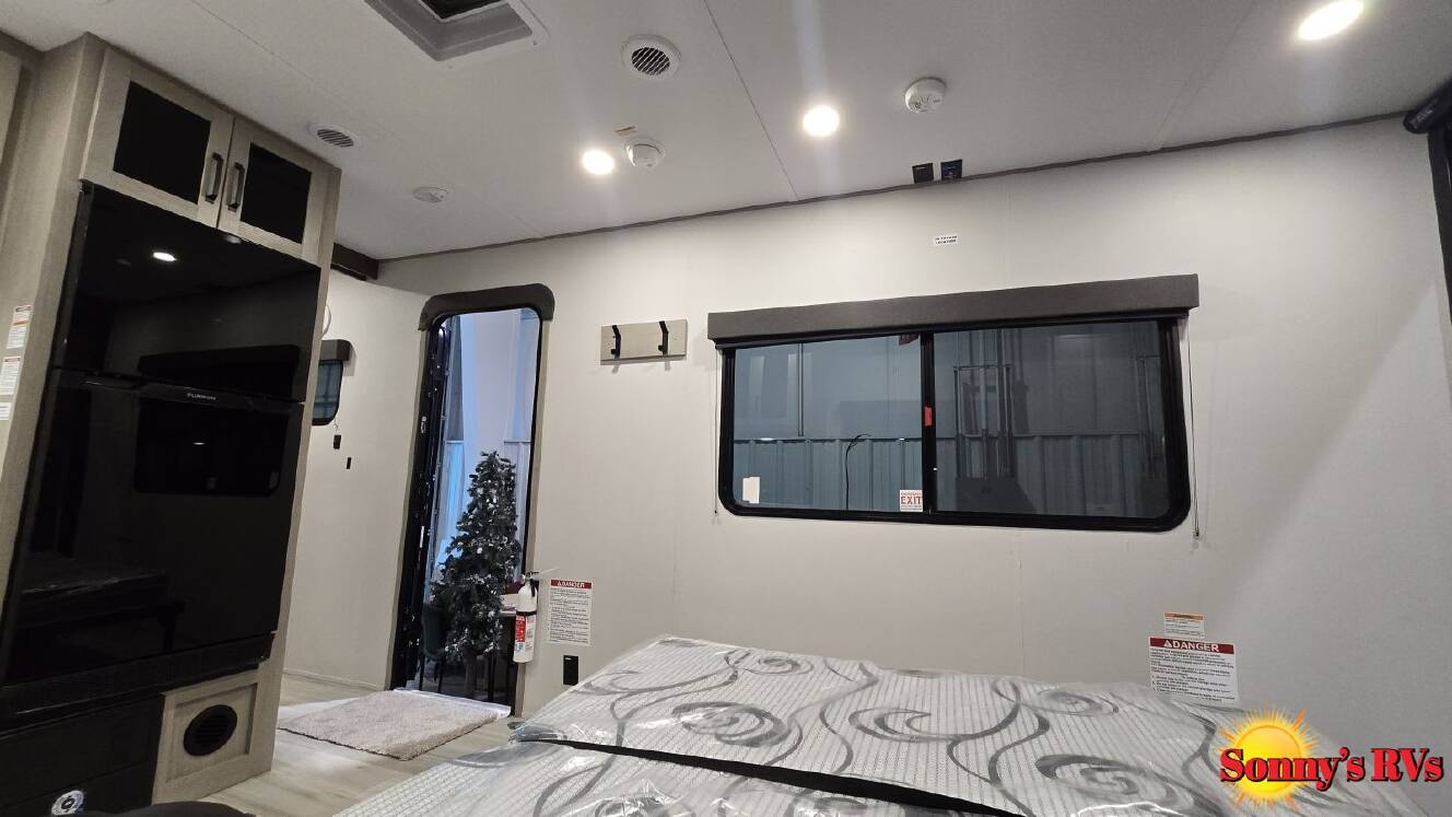 A photo of this 2026 Grand Design MOMENTUM 17MAV