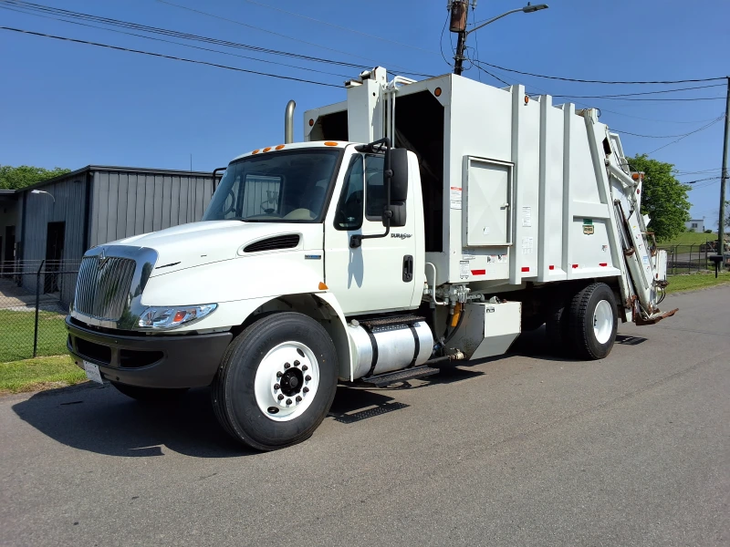 2009 INTERNATIONAL 4300