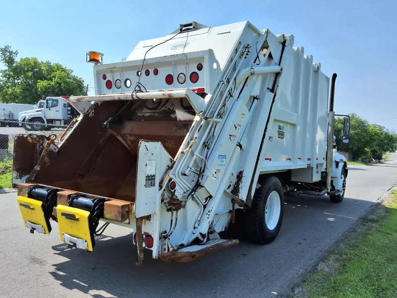 2009 INTERNATIONAL 4300