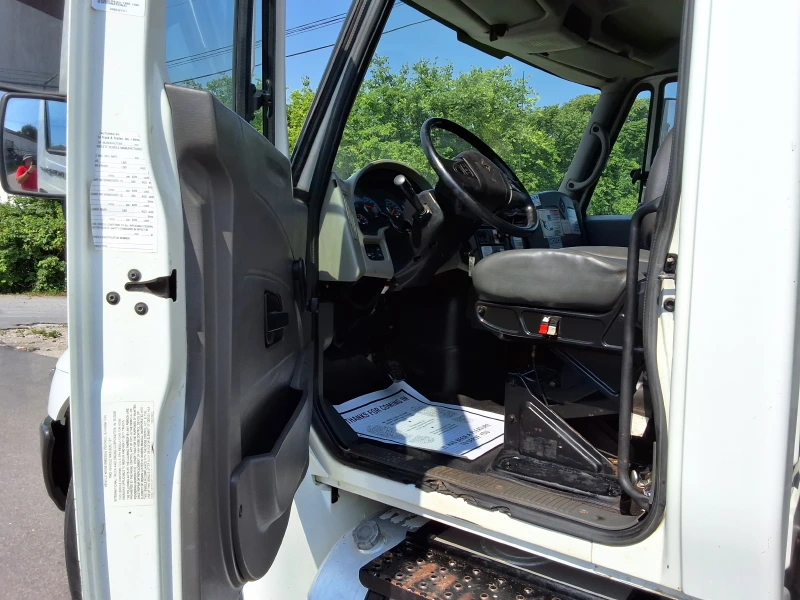 2009 INTERNATIONAL 4300