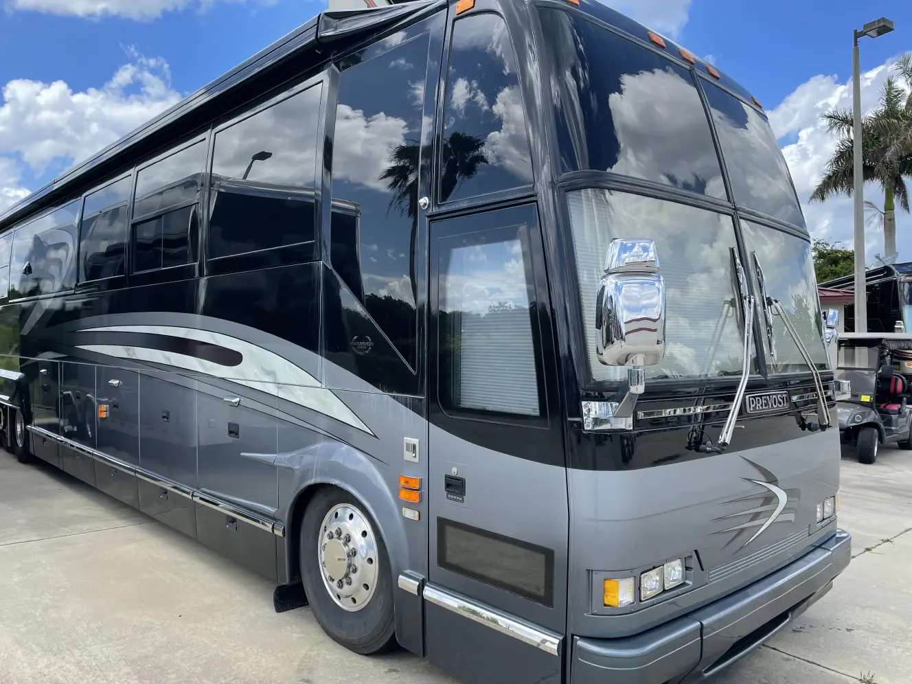 2003 Prevost Millennium