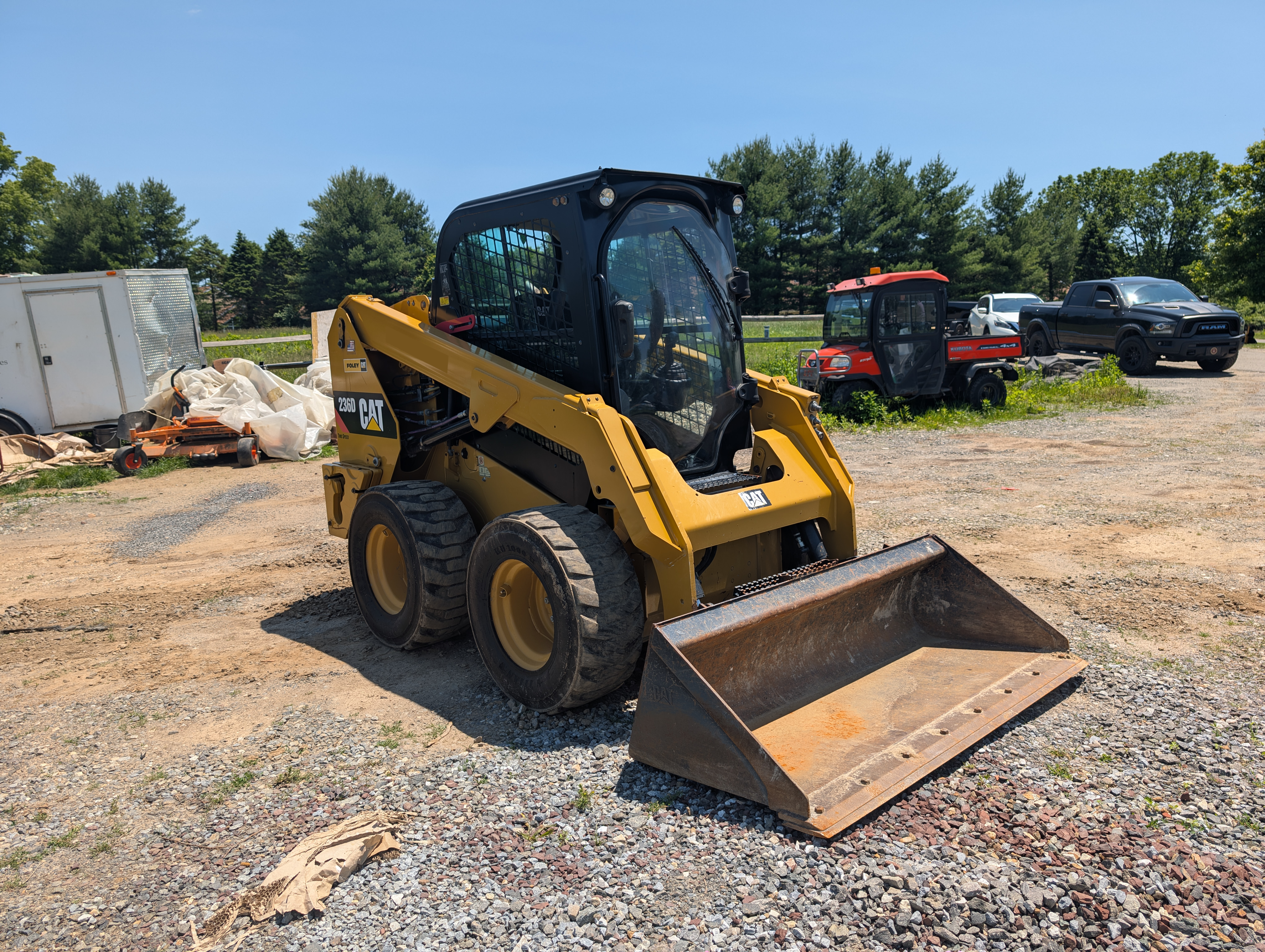 2016 CATERPILLAR 236D in Spring City, PA