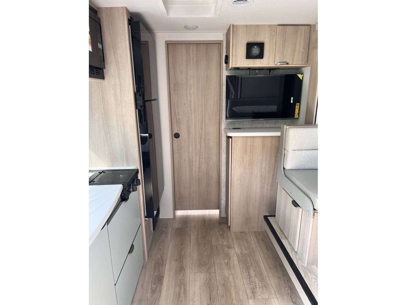 A photo of this 2025 Winnebago MICRO MINNIE 2108FBS