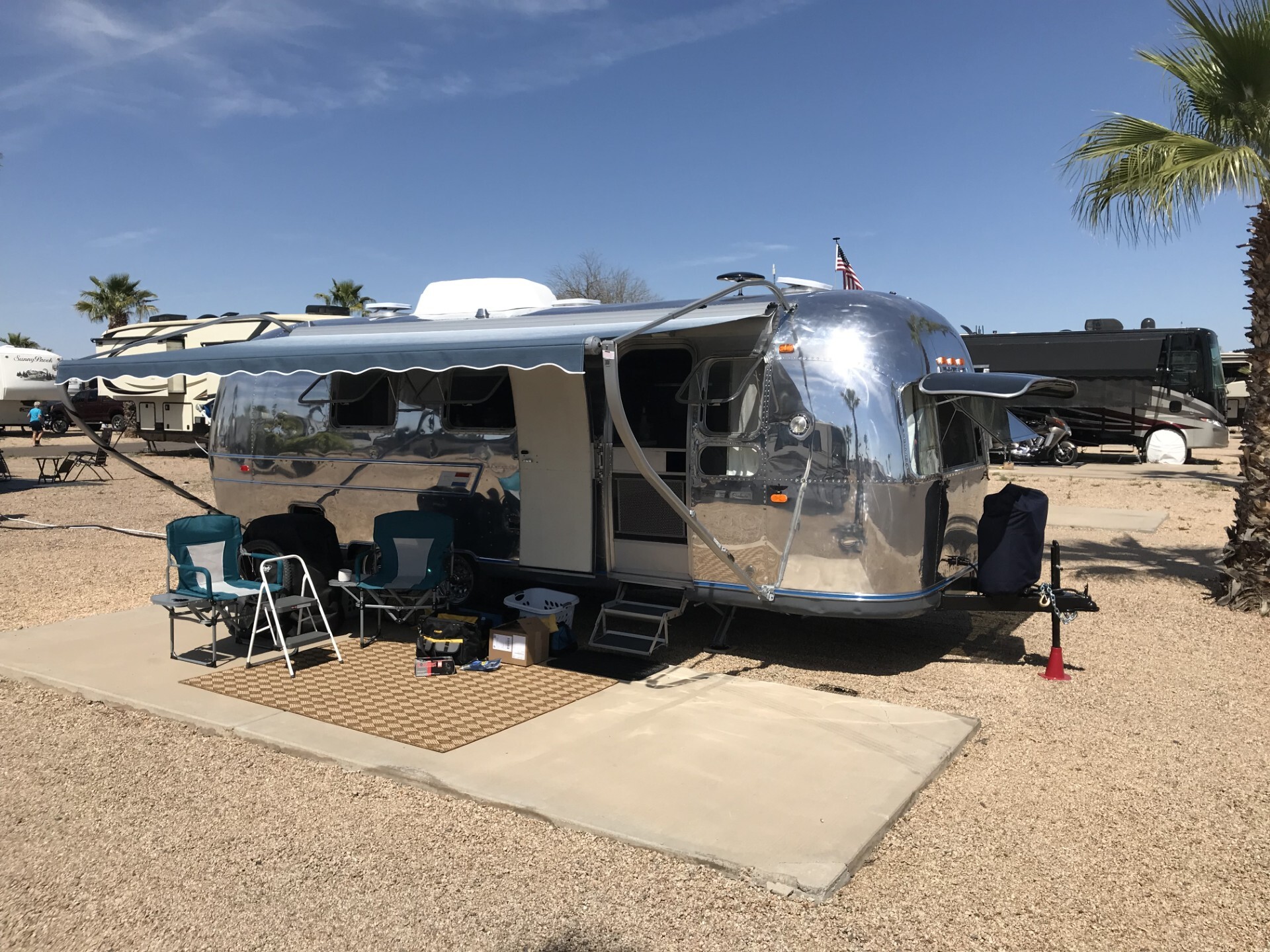 1972 Airstream OVERLANDER LAND YACHT in flora vista NM