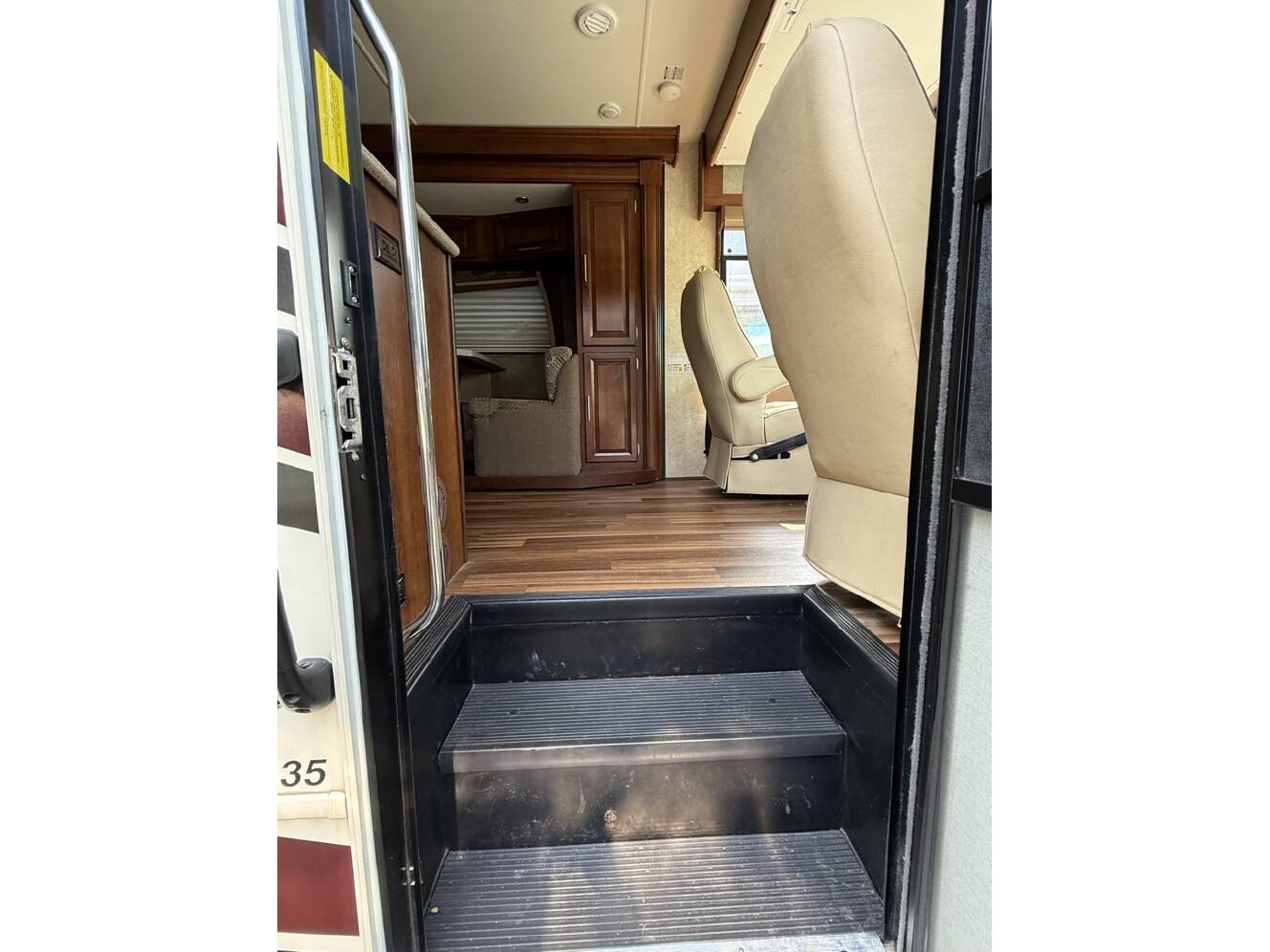 A photo of this 2015 Forest River GEORGETOWN 335DS