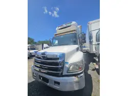 2012 HINO 338