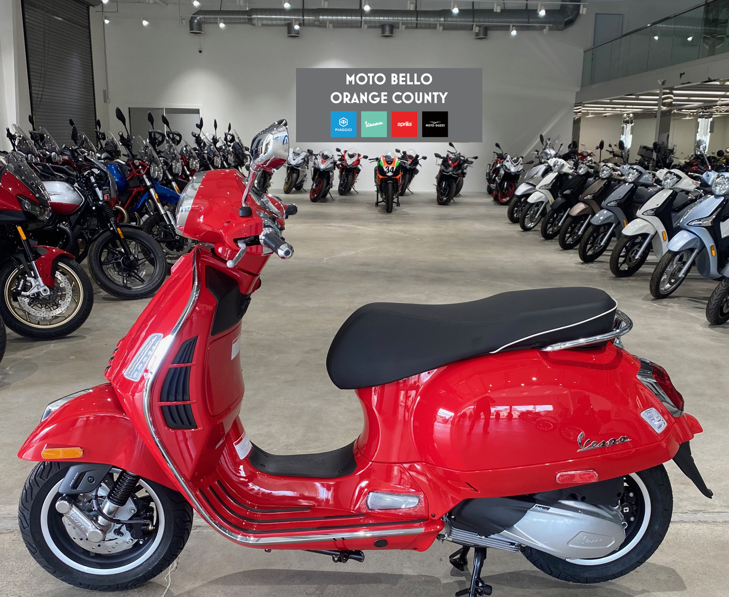 Vespa GTS 赤 スクーター Vespa GTS 赤 スクーター - メルカリ