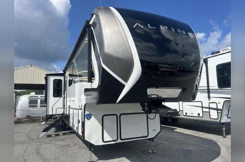 2025 Keystone ALPINE 3910RK in marietta GA