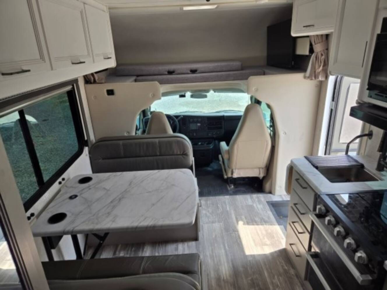 A photo of this 2025 Thor Motor Coach GENEVA 22VT