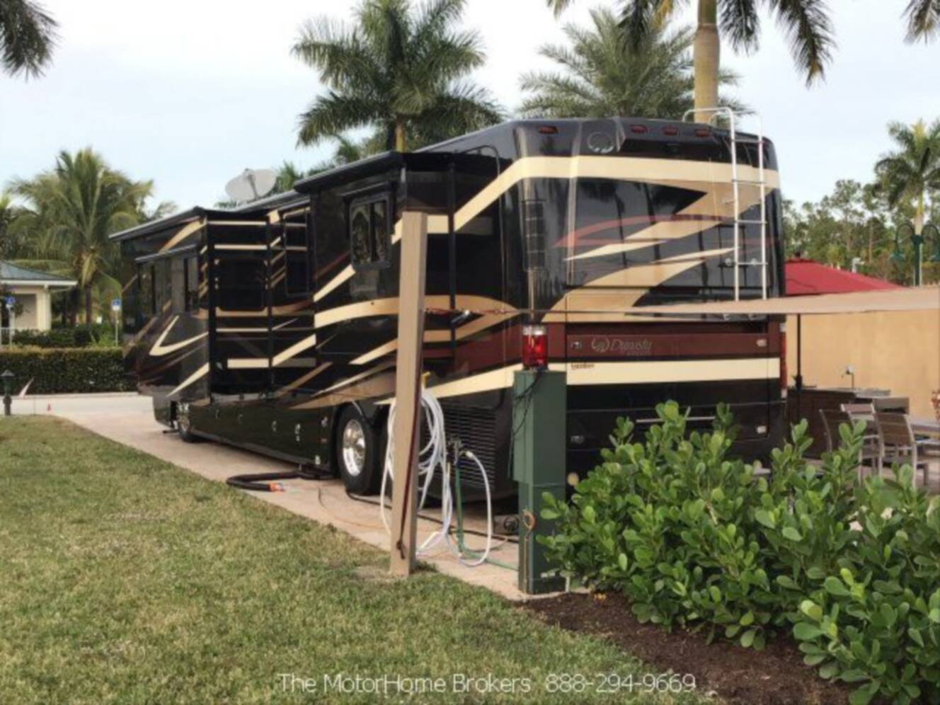A photo of this 2008 Monaco DYNASTY SQUIRE IV