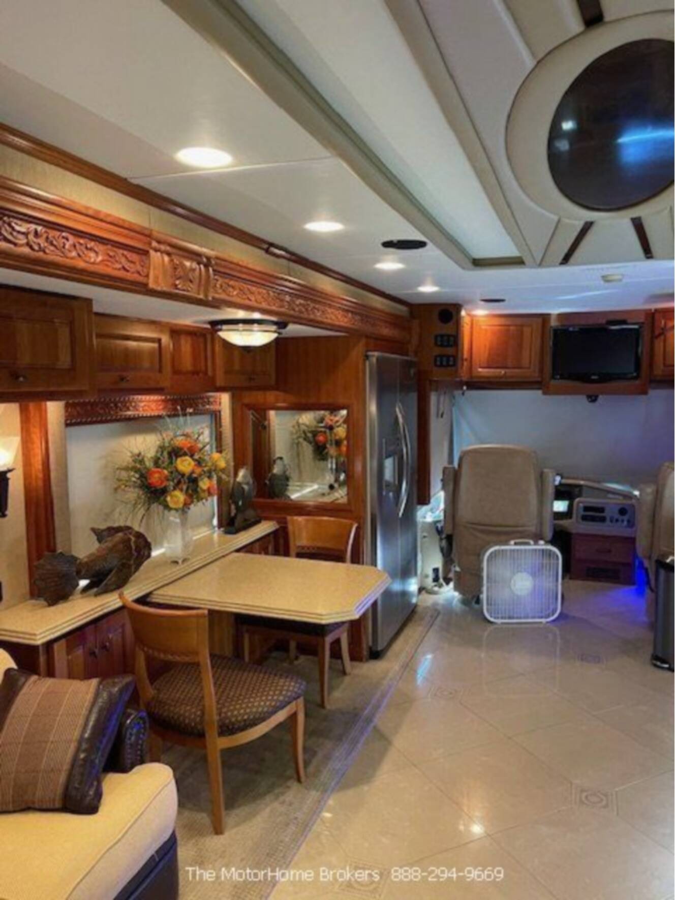 A photo of this 2008 Monaco DYNASTY SQUIRE IV