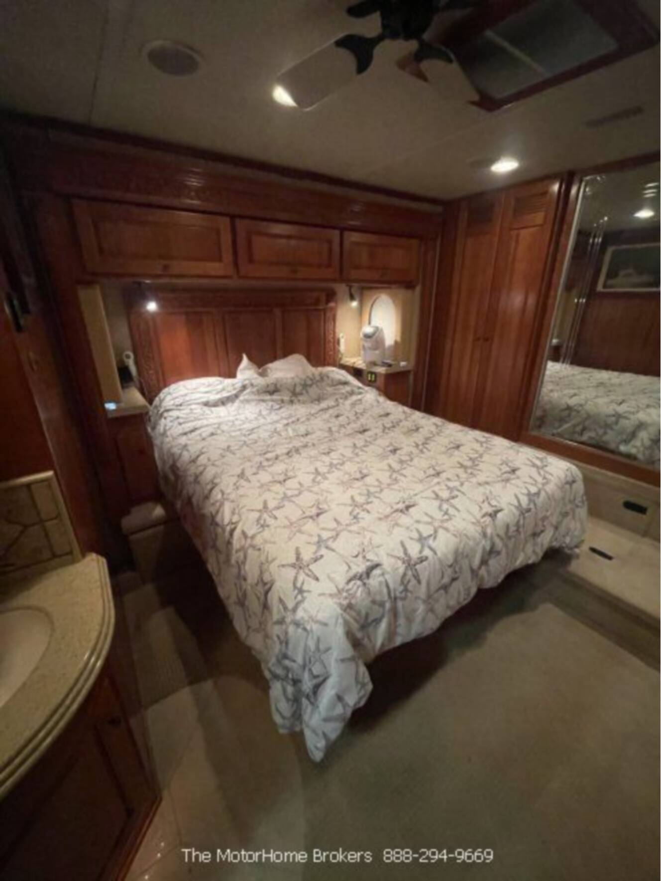 A photo of this 2008 Monaco DYNASTY SQUIRE IV