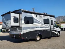 2021 DYNAMAX CORP ISATA 3 SERIES 24RWM