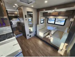 2021 DYNAMAX CORP ISATA 3 SERIES 24RWM