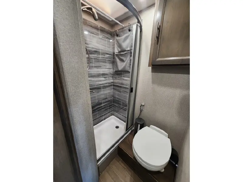 2021 DYNAMAX CORP ISATA 3 SERIES 24RWM