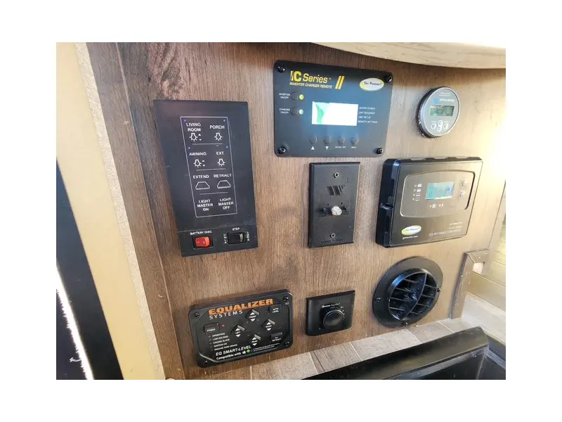 2021 DYNAMAX CORP ISATA 3 SERIES 24RWM