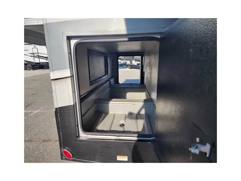2021 DYNAMAX CORP ISATA 3 SERIES 24RWM
