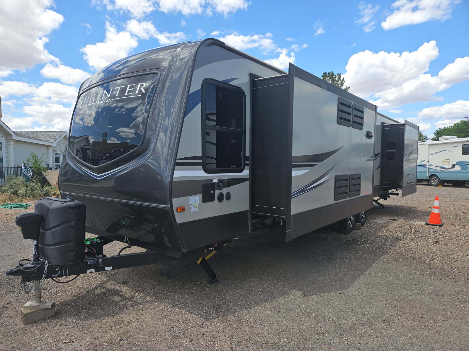 2019 Keystone RV sprinter 330kbs