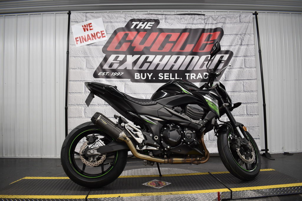 2016-Kawasaki-Z800E-ABS4.jpg