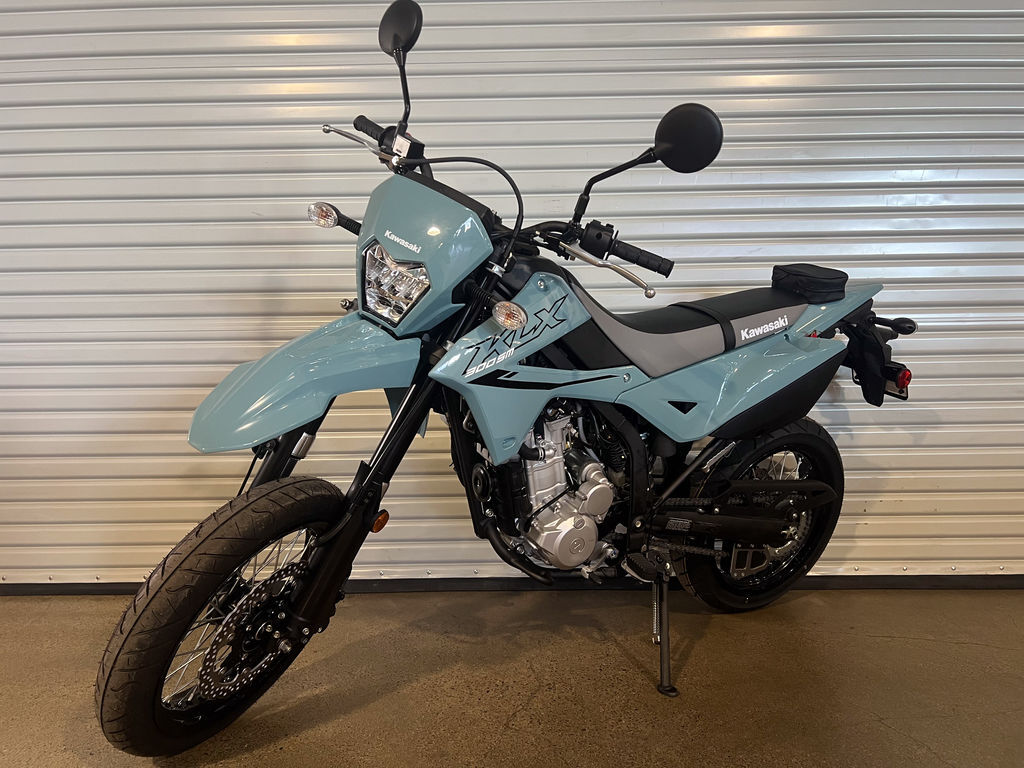 Blue Kawasaki Vulcan 900 classic Motorcycles For Sale