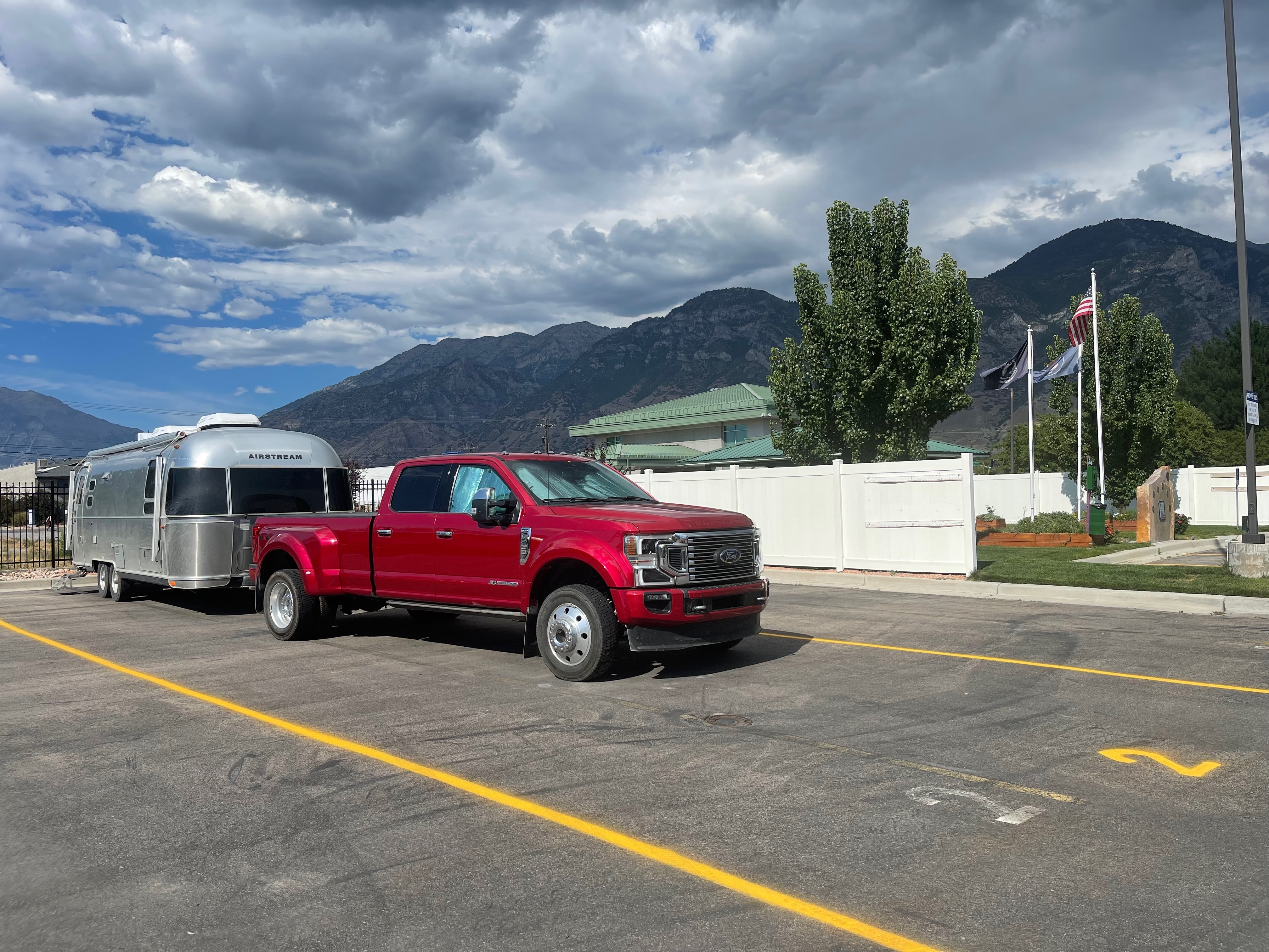 2019 Airstream GLOBETROTTER 27FB TWIN in melbourne FL