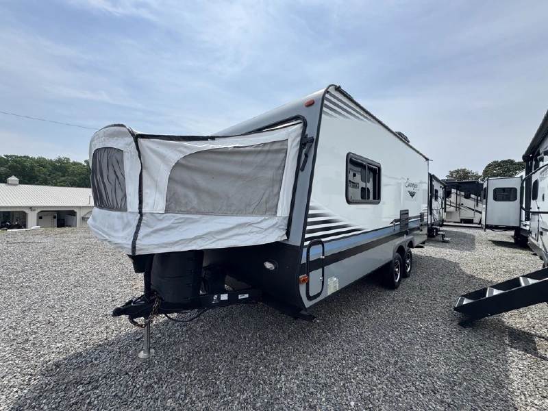 2018 FOREST RIVER SURVEYOR 192T