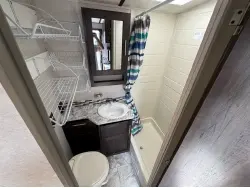 2018 FOREST RIVER SURVEYOR 192T