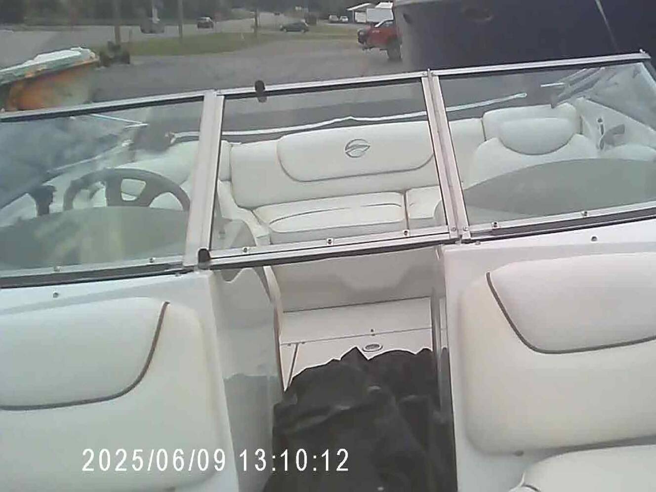 A photo of this 2005 Crownline 206 LS