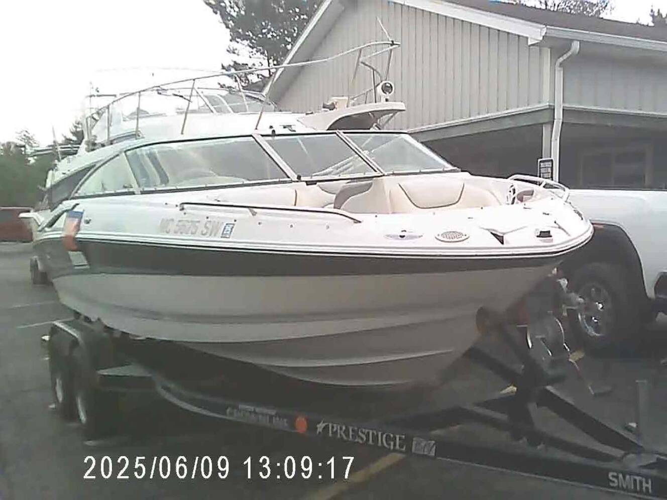 A photo of this 2005 Crownline 206 LS